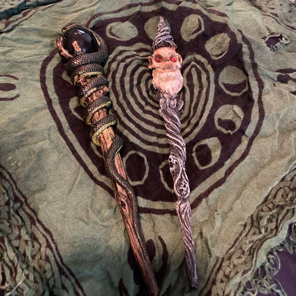 Smoke on black ball wand